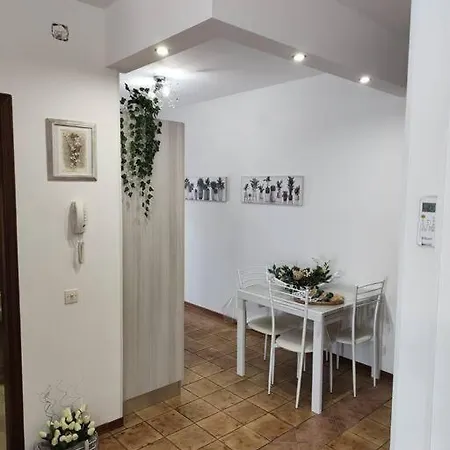 Da Nella Apartment Giardini Naxos